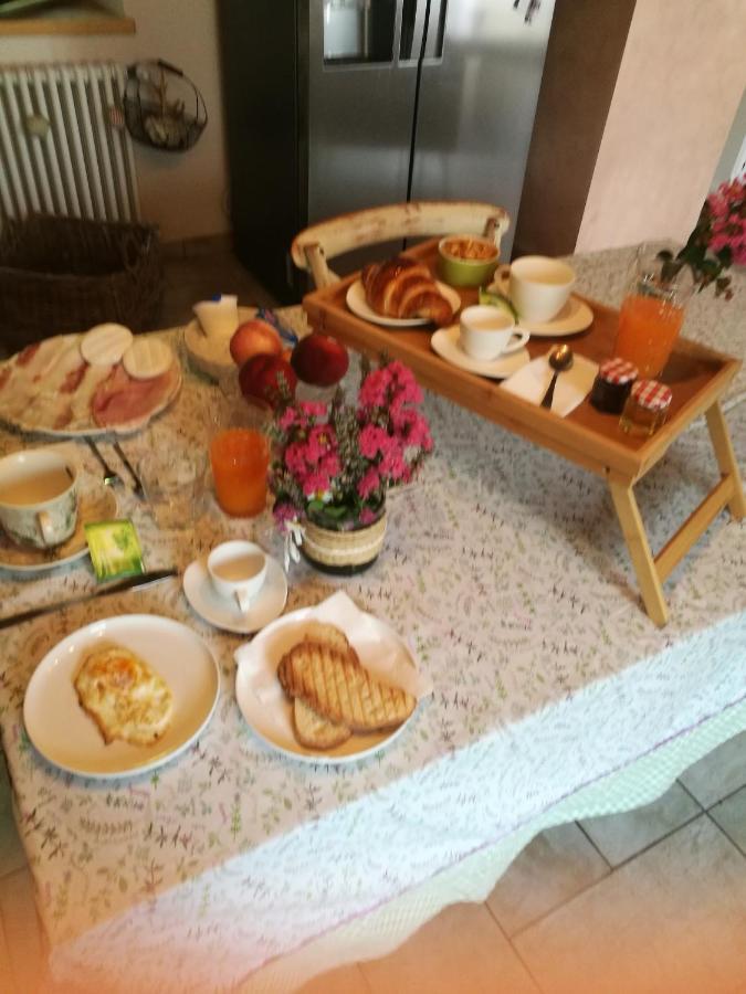 A Casa Di Anna Bed & Breakfast Cortemilia Dış mekan fotoğraf